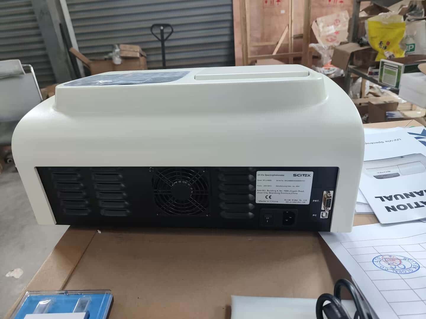 UV Visible Spectrophotometer, 190-1100nm thumbnail 2