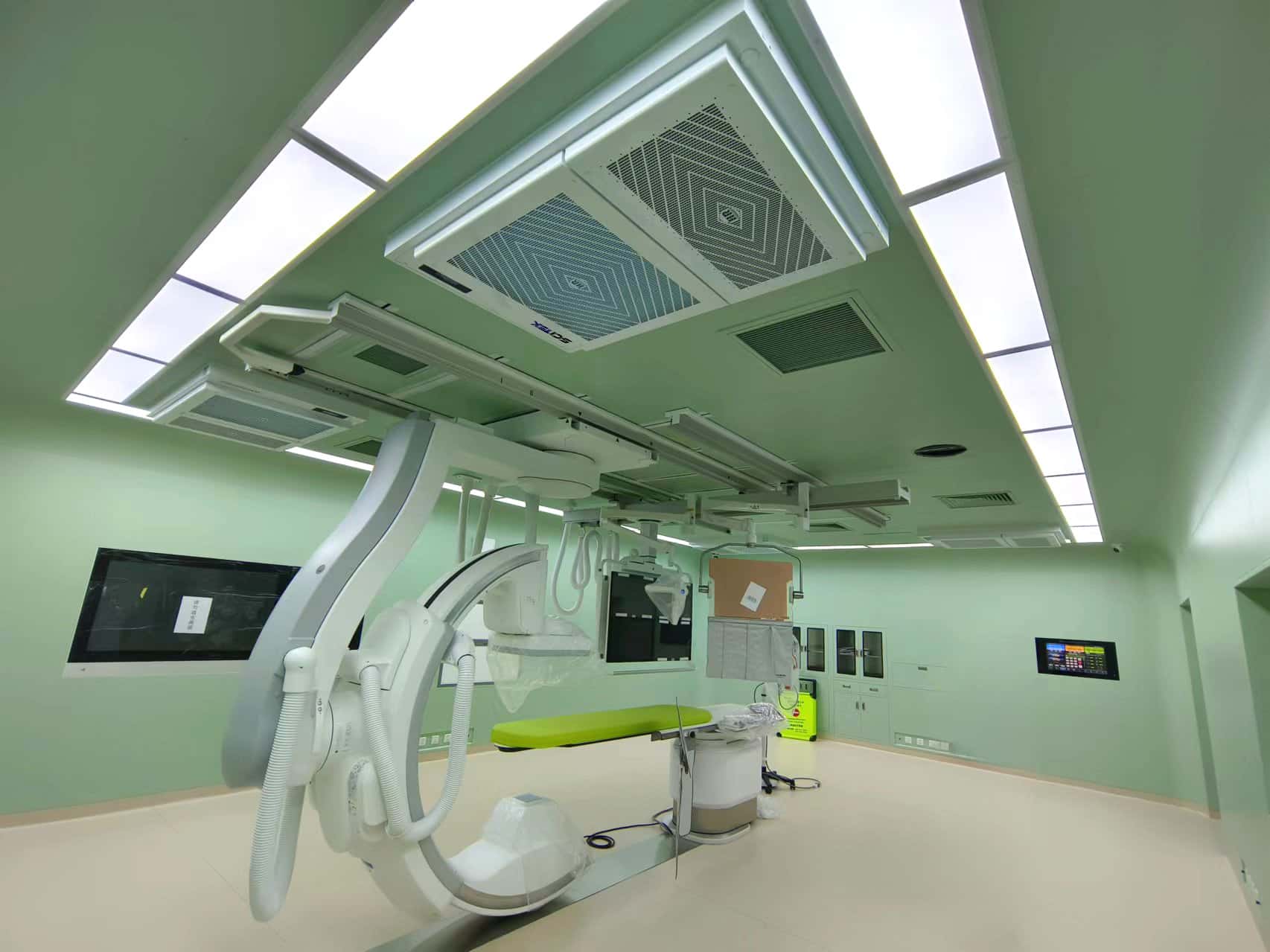 Air Purifier, Aerosol Adsorber thumbnail 1