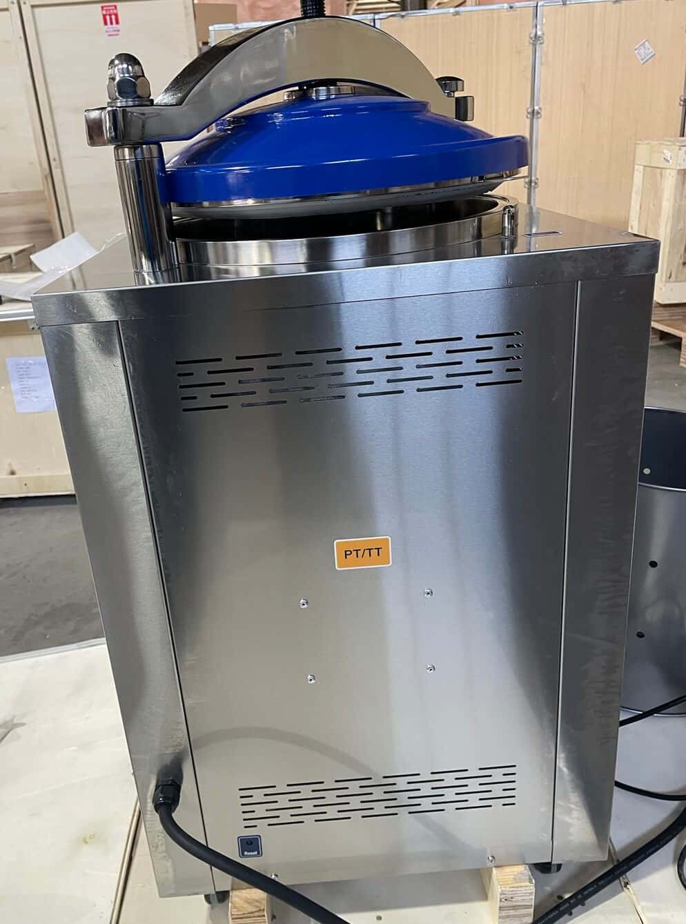 Vertical Pressure Steam Sterilizer, Self-control Drying thumbnail 2