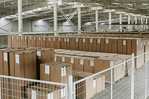 Horizontal Pulse Vacuum Autoclave with Lift Door thumbnail 3